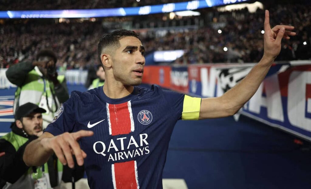 قائد باريس سان جيرمان أشرف حكيمي في مباراة موناكو 18-12-2024