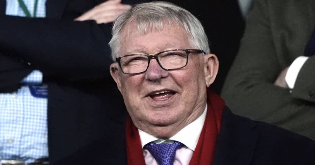 السير أليكس فيرغسون أسطورة مدربي مانشستر يونايتد والبريمييرليغ