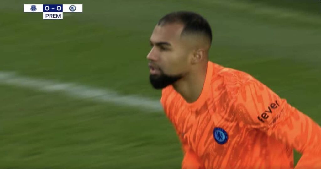 حارس تشيلسي روبرت سانشيز