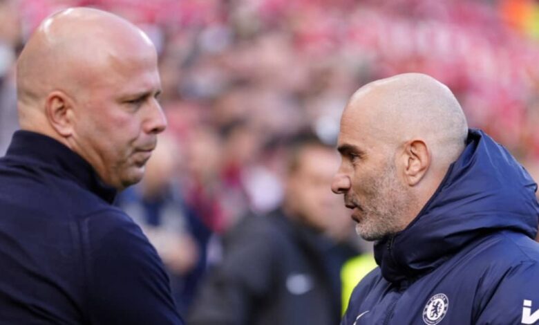 فرديناند وهارجريفز يتناقشان: من هو المدرب الأفضل هذا الموسم؟