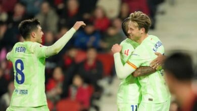 عودة قوية لدي يونغ وسط غموض حول مستقبله مع برشلونة