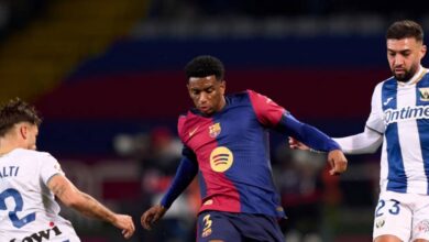 برشلونة يرفض التخلي عن أليخاندرو بالدي رغم إغراءات مانشستر سيتي