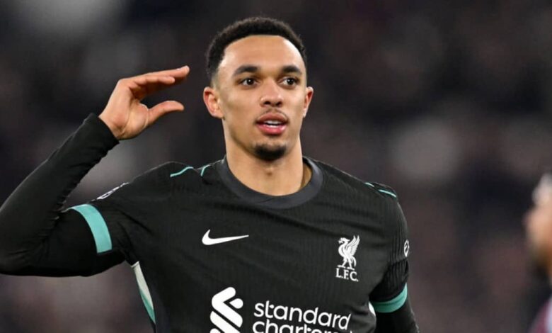 ألكسندر-أرنولد يثير الجدل حول مستقبله مع ليفربول بعد احتفاله الأخير