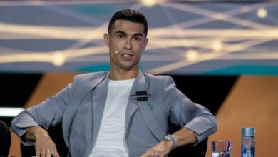 كريستيانو رونالدو يلمح إلى انتقال مفاجئ لمانشستر سيتي في يناير