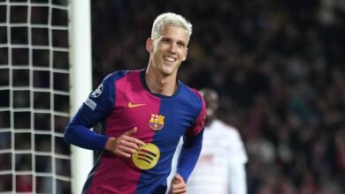 الليغا ترفض تسجيل أولمو وفيكتور وتضع برشلونة في موقف حرج