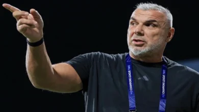 الشارقة يُعلن تعيين المدرب الروماني كوزمين أولاريو