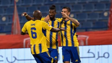 الغرافة يُسقط الدحيل بثلاثية ويعتلي صدارة ترتيب دوري نجوم بنك الدوحة