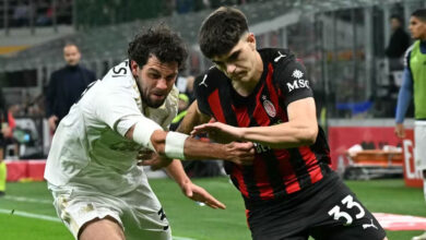 ميلان ينجو من خسارة مذلة أمام بيزا ويُبقي على صدارته مؤقتًا