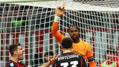 ديبالا يفشل في التفوق على مايك مينيان في قمة ميلان وروما