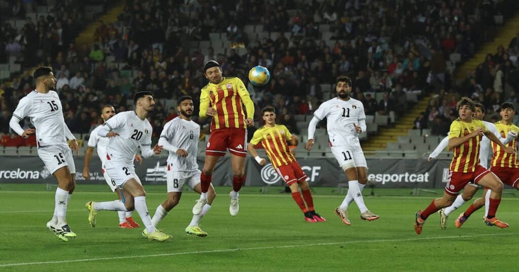 في ليلة عاطفية بملعب مونتجويك.. فلسطين تقدم مباراة رائعة رغم الخسارة أمام منتخب كتالونيا