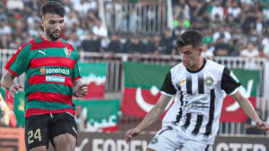 المولودية تعبر وفاق سطيف بثنائية وتواصل الزحف نحو القمة