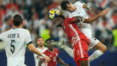 أسود الرافدين يعبرون إلى ربع النهائي بثنائية متأخرة في السودان