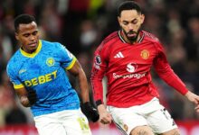 وولفرهامبتون يوقف سلسلة الهزائم ويقتنص نقطة ثمينة من مانشستر يونايتد