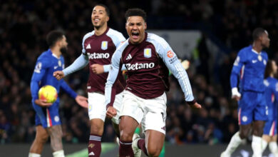 واتكينز يخترق دفاع تشيلسي ويمنح أستون فيلا الانتصار الحادي عشر على التوالي