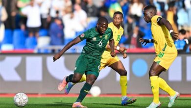 جنوب أفريقيا تنتزع فوزًا ناريًا بعد صراع مع زيمبابوي