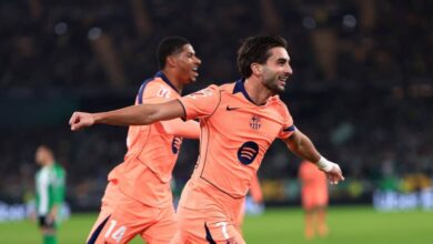 برشلونة يقسو على ريال بيتيس بخماسية في ليلة تألق توريس