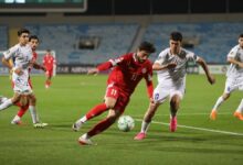 ثلاثية أوزبكية تقف في طريق عودة لبنانية متأخرة