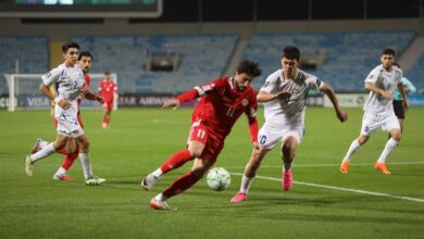 ثلاثية أوزبكية تقف في طريق عودة لبنانية متأخرة