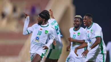 النهضة يتفوق على صور بثنائية في ذهاب كأس السلطان المعظم