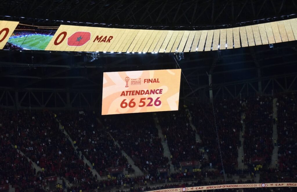 كم عدد الجمهور الذي حضر نهائي كاس امم افريقيا 2025 بين المغرب والسنغال؟