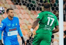 هاتريك توني يقود الأهلي لفوز ساحق على الخليج والانقضاض على الوصافة