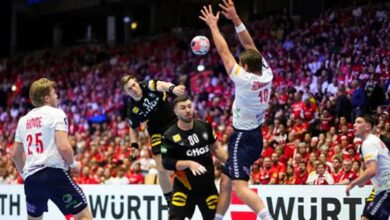 كرة يد.. وولف وغرغيتش يقودان ألمانيا لفوز مثير على النرويج والحفاظ على القمة