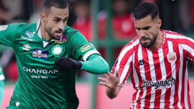 النادي المكناسي يُسقط الرجاء بهدف قاتل في الدوري المغربي