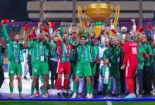 النهضة يكسر العقدة "القديمة" ويتوج بكأس سلطان عمان للمرة الثانية