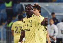 ماني يعوض غياب رونالدو ويمنح النصر فوزًا صعبًا على الرياض