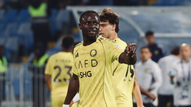 ماني يعوض غياب رونالدو ويمنح النصر فوزًا صعبًا على الرياض