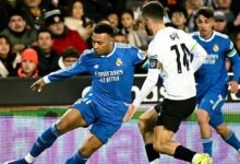 ريال مدريد يواصل مطاردة برشلونة بفوزه الثامن تواليًا على فالنسيا