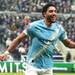 مرموش يُسكت سانت جيمس بارك بثنائية ويقود السيتي للإطاحة بنيوكاسل