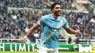 مرموش يُسكت سانت جيمس بارك بثنائية ويقود السيتي للإطاحة بنيوكاسل