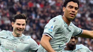 أودينيزي يصدم ميلان بثلاثية نظيفة ويبعده عن صراع اللقب