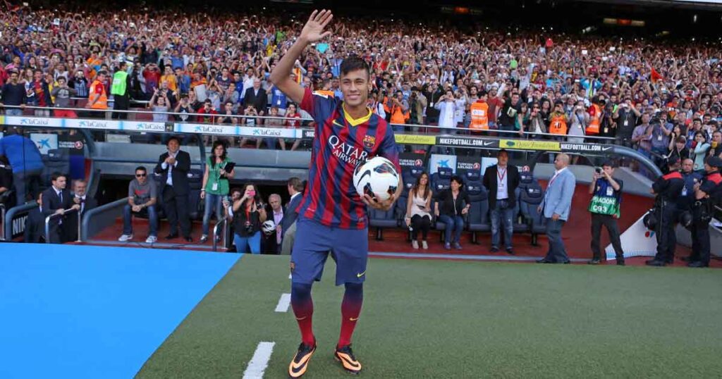 من حفل تقديم نيمار لاعبًا جديدًا لبرشلونة
