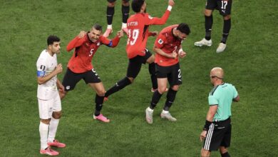 مصر تبلغ دور ال32 في كأس العالم بعد الافلات من صحوة متأخرة لإيران