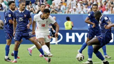 في مباراة مجنونة.. إنجلترا تنتصر على فرنسا 6-4 وتنزع برونزية كأس العالم 2026